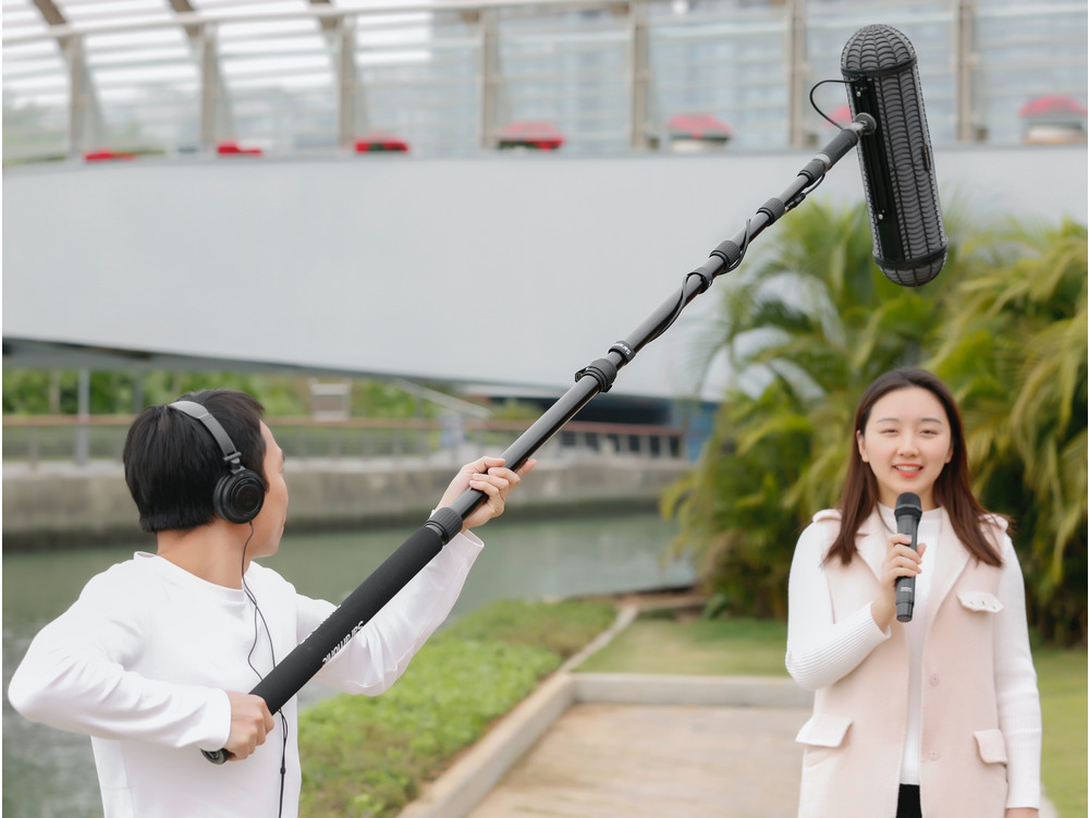 Zacuto MicroBOOM – On-Camera Audio Boom Pole For 3.5mm Microphones, Open Box